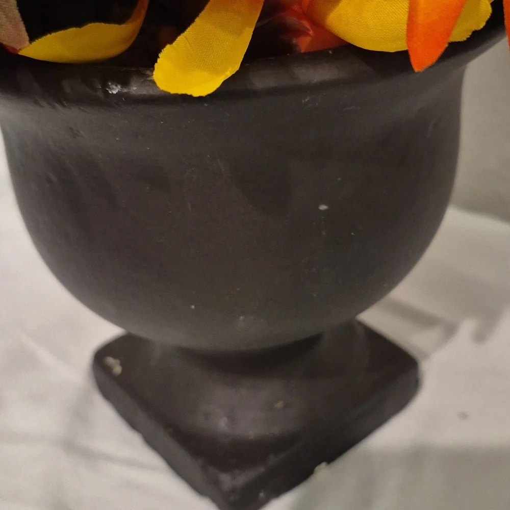 Artificial Silk Flowers (2) Arangements